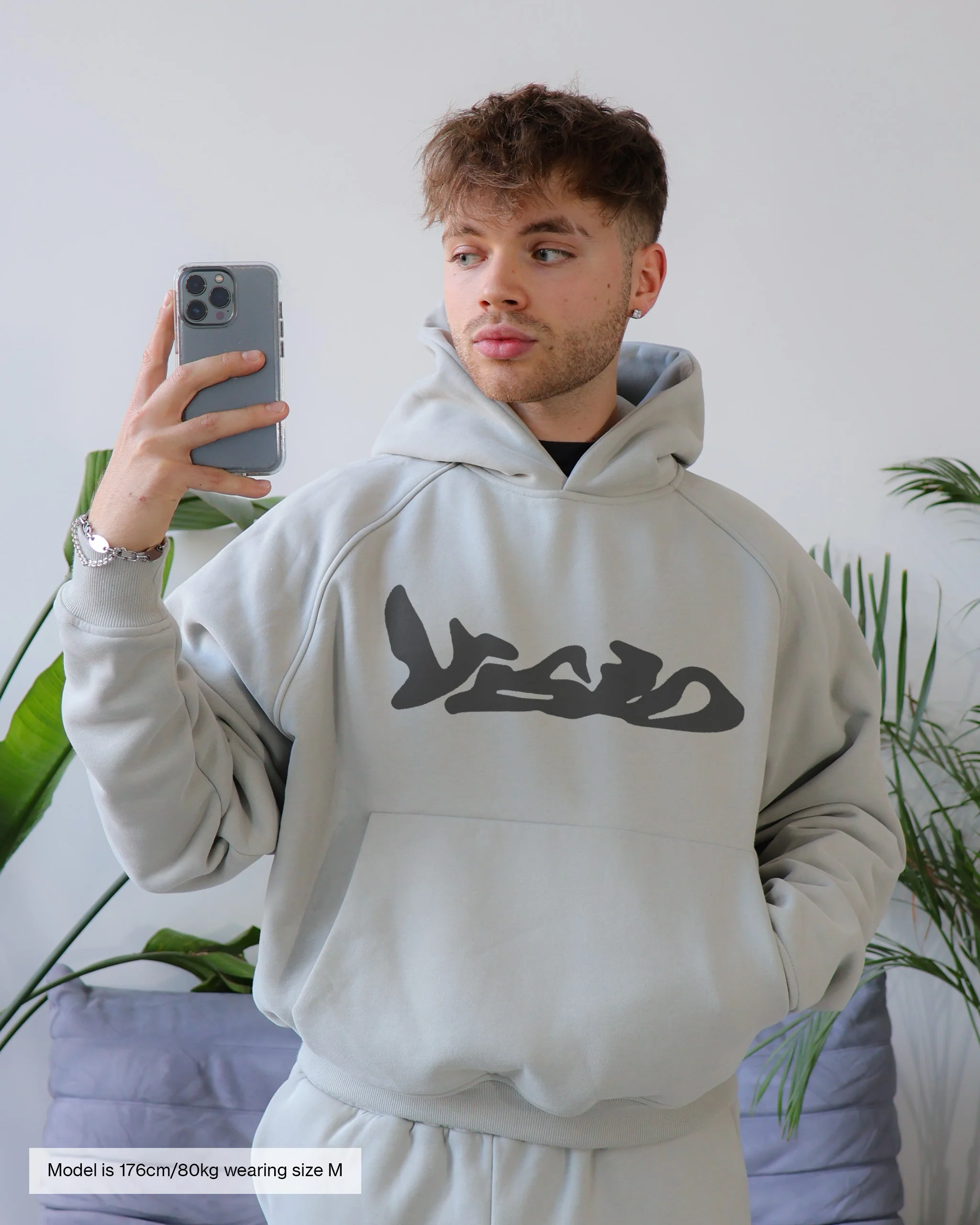 INAR HOODIE - Image 3