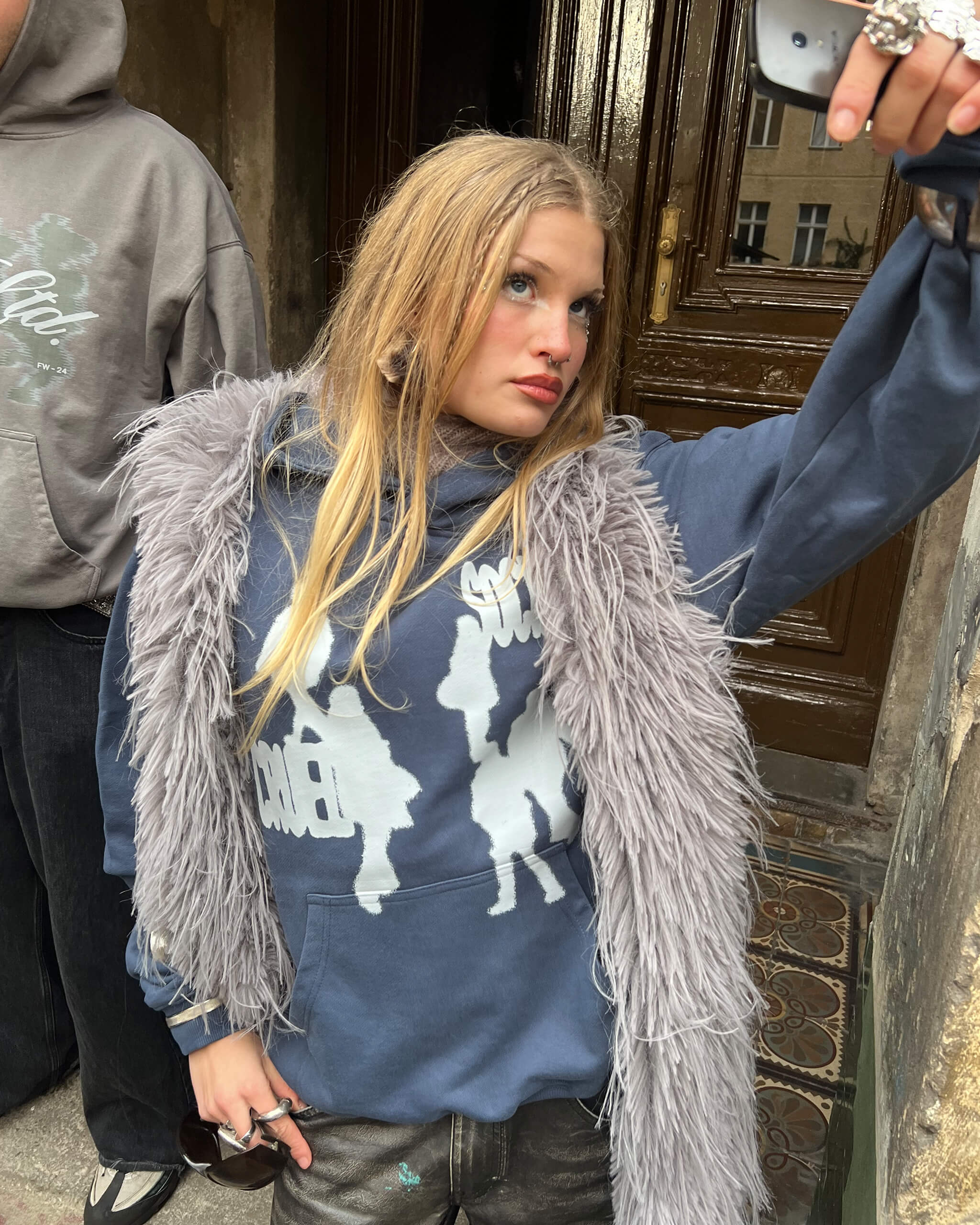 SOCIETY HOODIE - Image 4